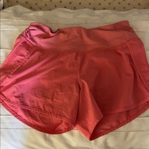 Lululemon shorts size 4, 2.5 inch inseam